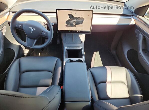 7SAYGDEE5RF053823 2024 TESLA MODEL Угольный Вид панели приборов