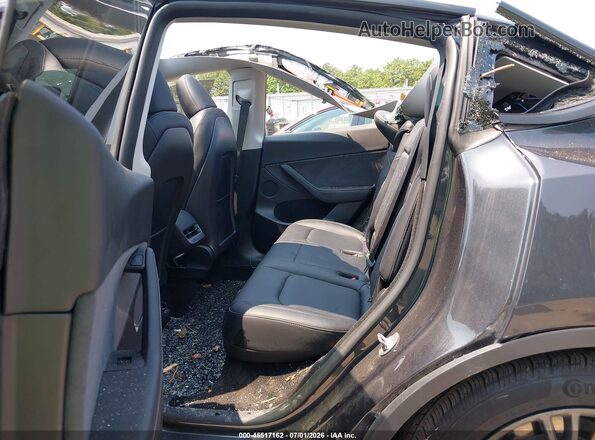 7SAYGDEE5SF284744 2025 TESLA MODEL Y Серый Вид наклейки с VIN-кодом