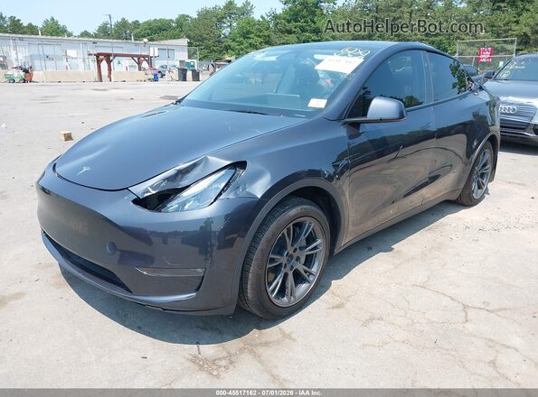 7SAYGDEE5SF284744 2025 TESLA MODEL Y Серый Передняя левая четверть