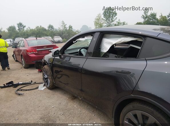 7SAYGDEE5TA702413 2026 TESLA MODEL Y Gray Вид щитка приладів