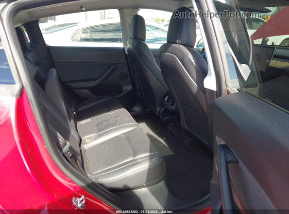 7SAYGDEE6NF368964 2022 TESLA MODEL Y Red Vista de la etiqueta del VIN