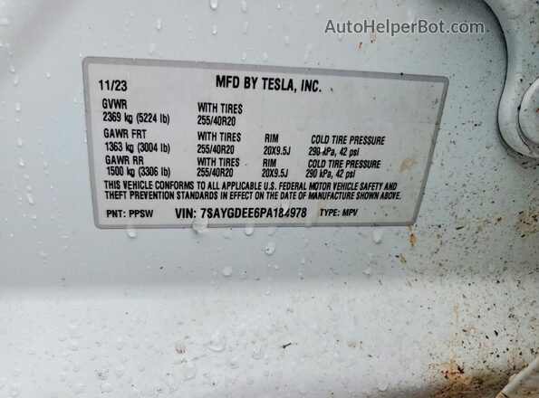 7SAYGDEE6PA184978 2023 TESLA MODEL White ძრავის განყოფილების ხედი