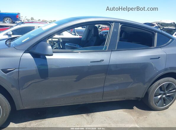 7SAYGDEE6PA210950 2023 TESLA MODEL Y Gray 