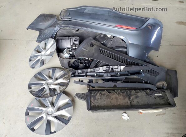 7SAYGDEE6PF599866 2023 TESLA MODEL Gray Vista del compartimento del motor