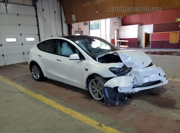 7SAYGDEE6PF831382 2023 TESLA MODEL White Առջևի աջ