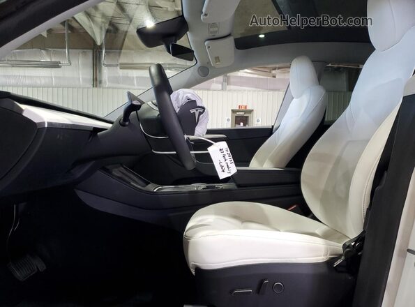 7SAYGDEE6PF831382 2023 TESLA MODEL White Սալոնի դիմացի տեսք