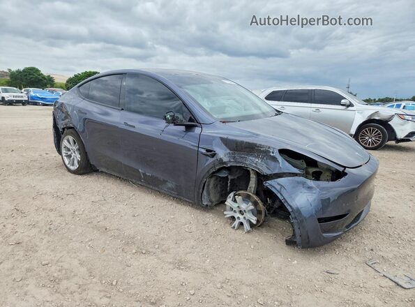 7SAYGDEE6PF923950 2023 TESLA MODEL Gray Առջևի աջ