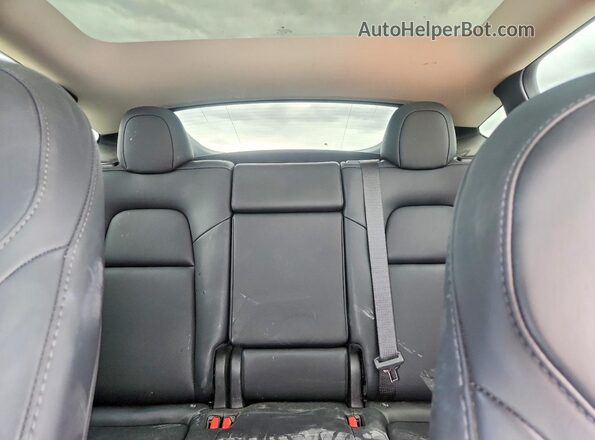 7SAYGDEE6PF923950 2023 TESLA MODEL Gray Հետևի նստատեղերի տեսք