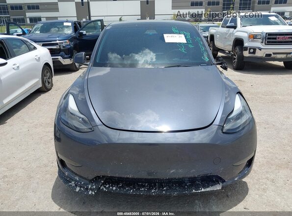 7SAYGDEE6RA217626 2024 TESLA MODEL Y Серый Вид панели приборов