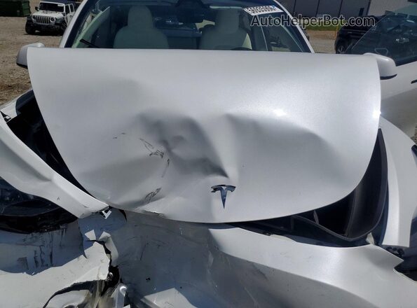 7SAYGDEE6RA259214 2024 TESLA MODEL White Vista interior trasera