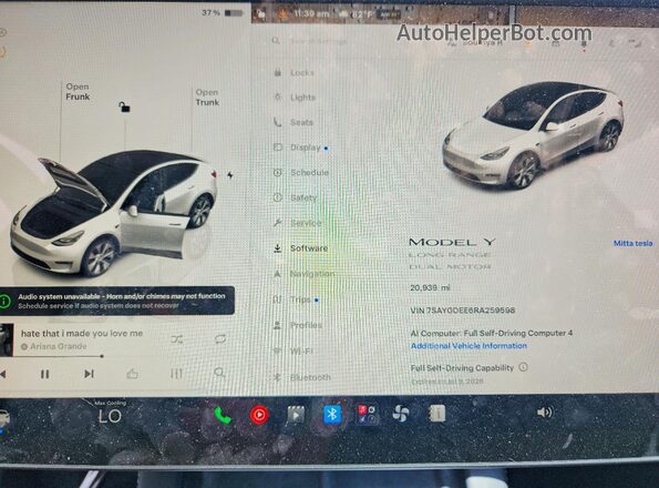 7SAYGDEE6RA259598 2024 TESLA MODEL White ხელსაწყოთა პანელის ხედი