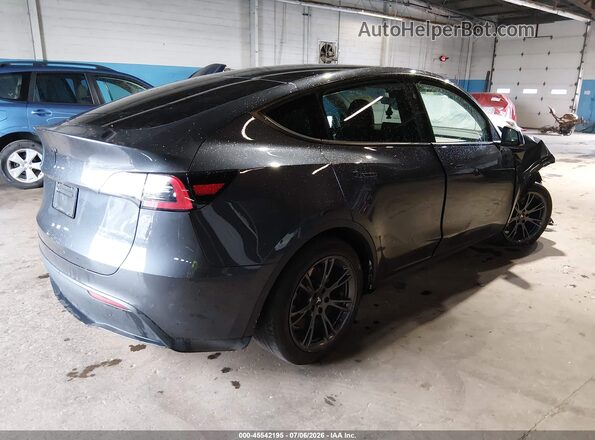 7SAYGDEE6RA325535 2024 TESLA MODEL Y Gray Հետևի աջ