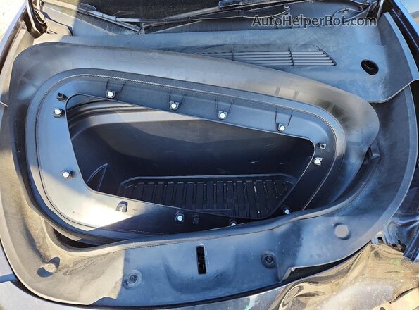 7SAYGDEE6RF081694 2024 TESLA MODEL Gray Widok wnętrza z tyłu