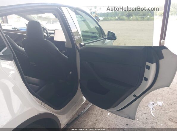 7SAYGDEE6RF082716 2024 TESLA MODEL Y Black VIN կոդի պիտակի տեսք