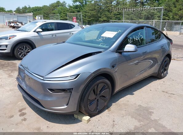 7SAYGDEE6TA394264 2026 TESLA MODEL Y Gray Front left