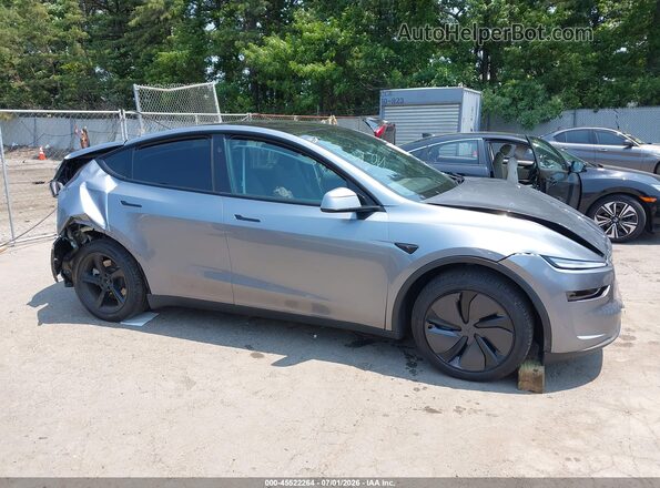 7SAYGDEE6TA394264 2026 TESLA MODEL Y Gray Rear interior view