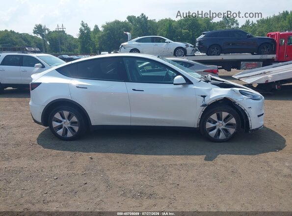 7SAYGDEE7NA009992 2022 TESLA MODEL Y Белый Вид задней части салона
