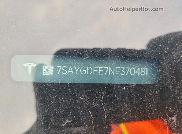 7SAYGDEE7NF370481 2022 TESLA MODEL White VIN კოდის სტიკერის ხედი