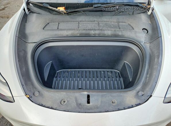 7SAYGDEE7NF370481 2022 TESLA MODEL White ძრავის განყოფილების ხედი