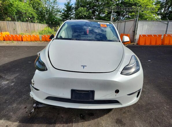 7SAYGDEE7NF407240 2022 TESLA MODEL White Front view