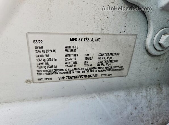 7SAYGDEE7NF407240 2022 TESLA MODEL White Engine compartment view