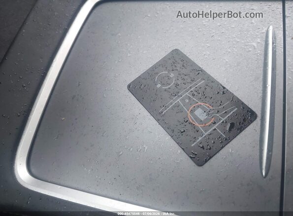 7SAYGDEE7PF979654 2023 TESLA MODEL Y Gray Dashboard view