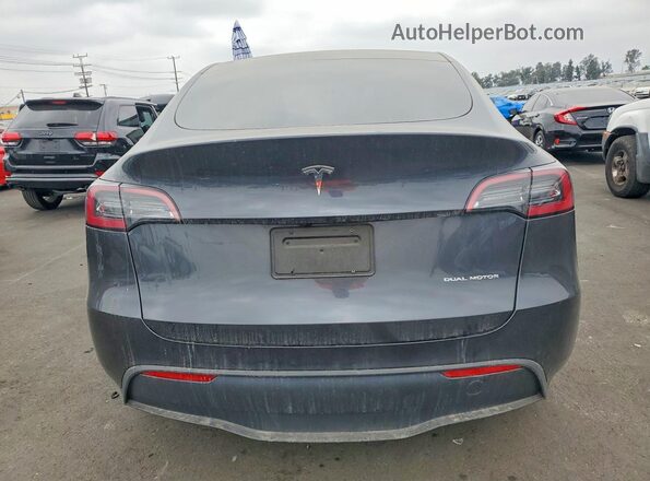 7SAYGDEE7RF036070 2024 TESLA MODEL Gray Vista trasera