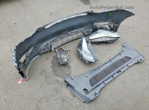 7SAYGDEE7RF036070 2024 TESLA MODEL Gray Vista del compartimento del motor