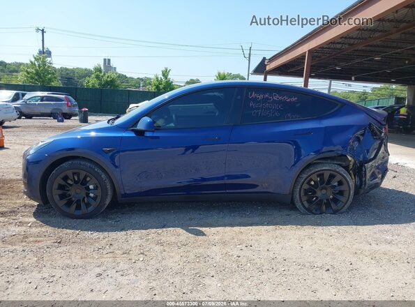 7SAYGDEE7SA364883 2025 TESLA MODEL Y Blue Սալոնի հետևի տեսք