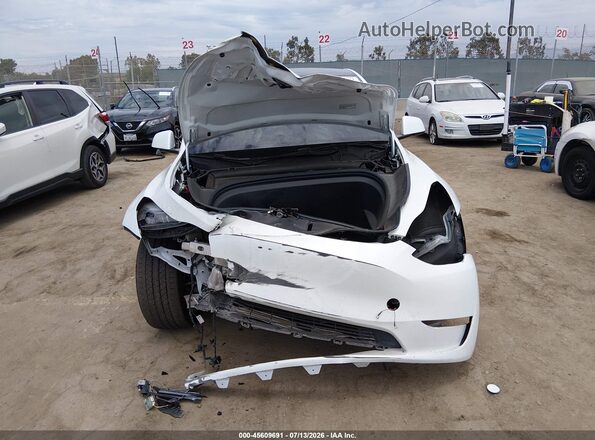 7SAYGDEE7SF292294 2025 TESLA MODEL Y Белый Вид щитка приборов