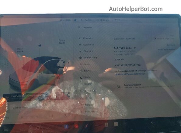 7SAYGDEE7TA447327 2026 TESLA MODEL White Սարքավորումների վահանակի տեսք