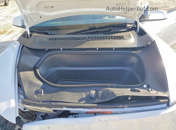 7SAYGDEE7TA447327 2026 TESLA MODEL White Սալոնի հետևի տեսք