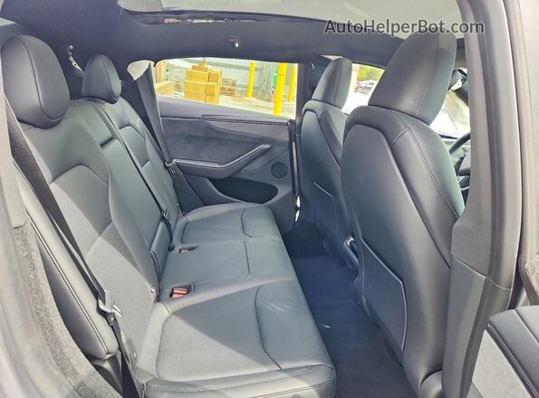 7SAYGDEE7TA627620 2026 TESLA MODEL Gray უკანა სავარძლების ხედი