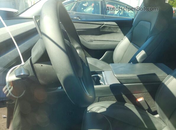 7SAYGDEE7TF397709 2026 TESLA MODEL Black წინა სალონის ხედი