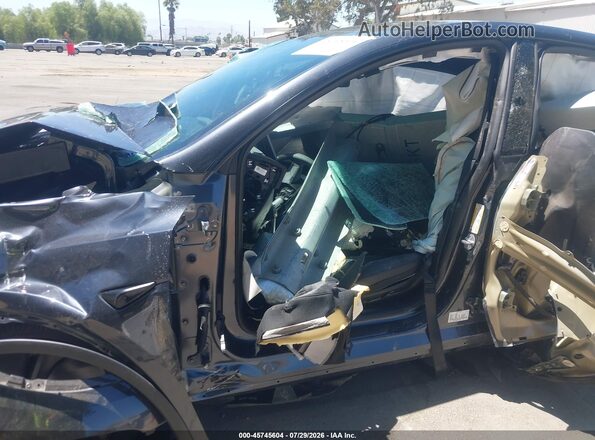 7SAYGDEE7TF624400 2026 TESLA MODEL Y Black Առջևի վահանակի տեսք