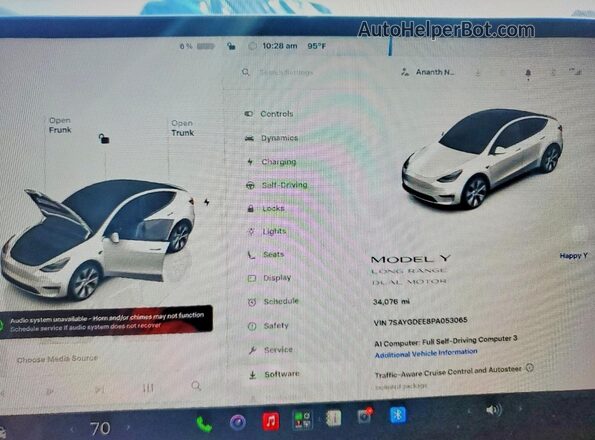 7SAYGDEE8PA053065 2023 TESLA MODEL White ხელსაწყოთა პანელის ხედი