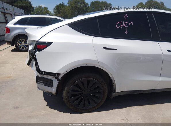 7SAYGDEE8PA147155 2023 TESLA MODEL Y White 