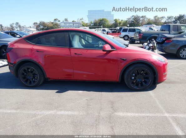 7SAYGDEE8PF831951 2023 TESLA MODEL Y Red Панорамний вид салону 360°