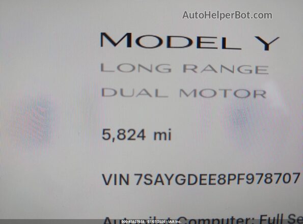 7SAYGDEE8PF978707 2023 TESLA MODEL Y Black Vista de los asientos traseros