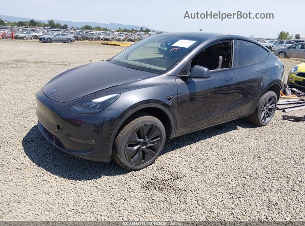 7SAYGDEE8RF194384 2024 TESLA MODEL Y Черный Передняя левая четверть