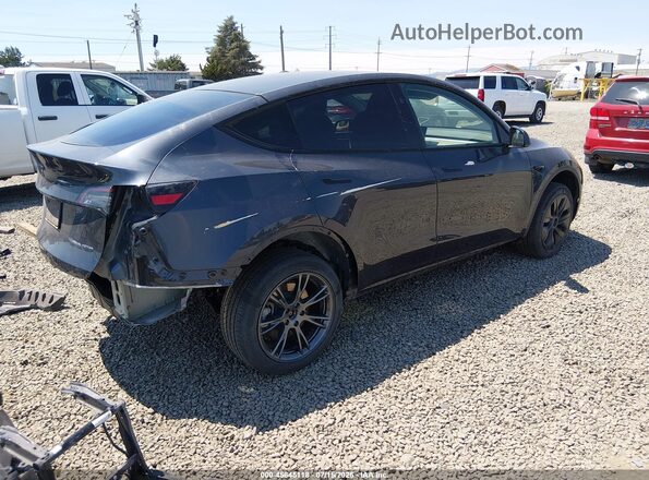 7SAYGDEE8RF194384 2024 TESLA MODEL Y Черный Задняя правая четверть