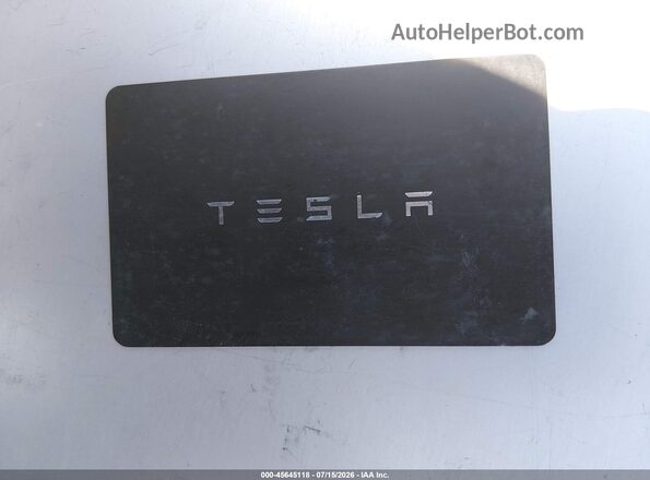 7SAYGDEE8RF194384 2024 TESLA MODEL Y Черный Вид панели приборов