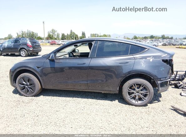 7SAYGDEE8RF194384 2024 TESLA MODEL Y Черный 
