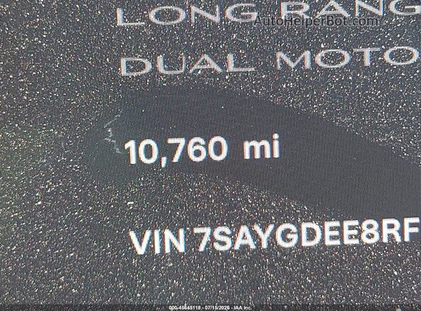 7SAYGDEE8RF194384 2024 TESLA MODEL Y Черный 
