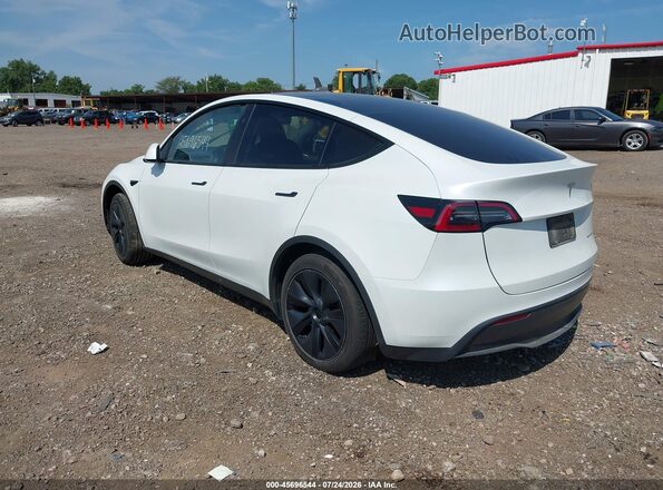 7SAYGDEE8SF245260 2025 TESLA MODEL Y White Rear left