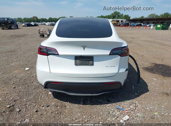 7SAYGDEE8SF245260 2025 TESLA MODEL Y White 