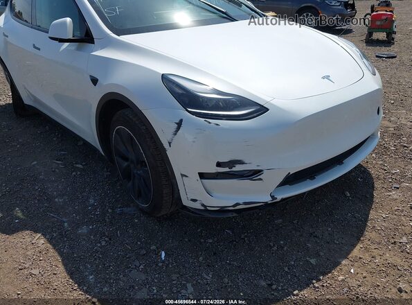 7SAYGDEE8SF245260 2025 TESLA MODEL Y White 