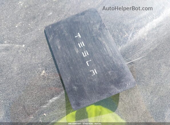 7SAYGDEE8TF339558 2026 TESLA MODEL Y Белый Вид панели приборов