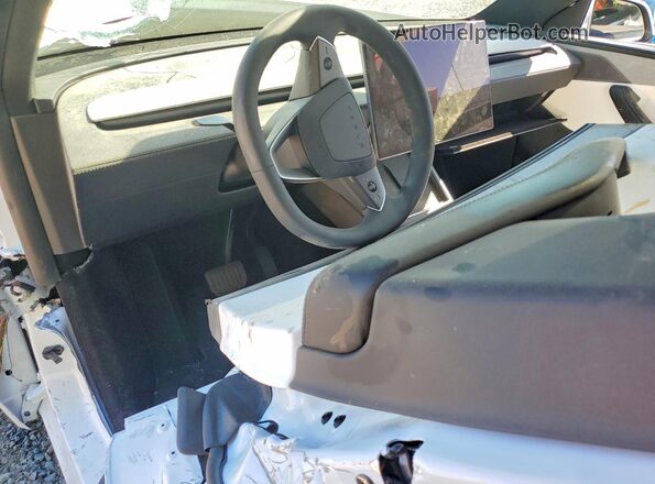 7SAYGDEE8TF607718 2026 TESLA MODEL Белый Вид панели приборов