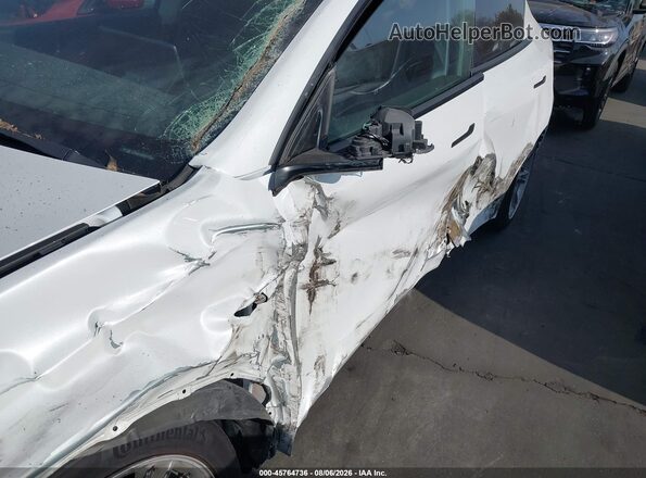 7SAYGDEE9NF317362 2022 TESLA MODEL Y White Dashboard view